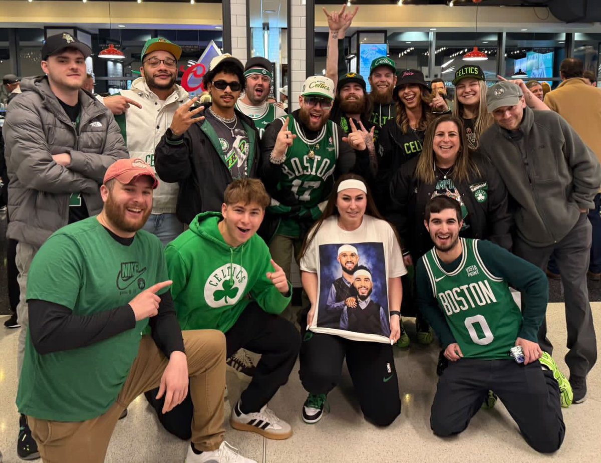 smars319's tweet image. So ready to be back in the building today!! 
#JBVP season incoming 
#celtics #differenthere #bleedgreen