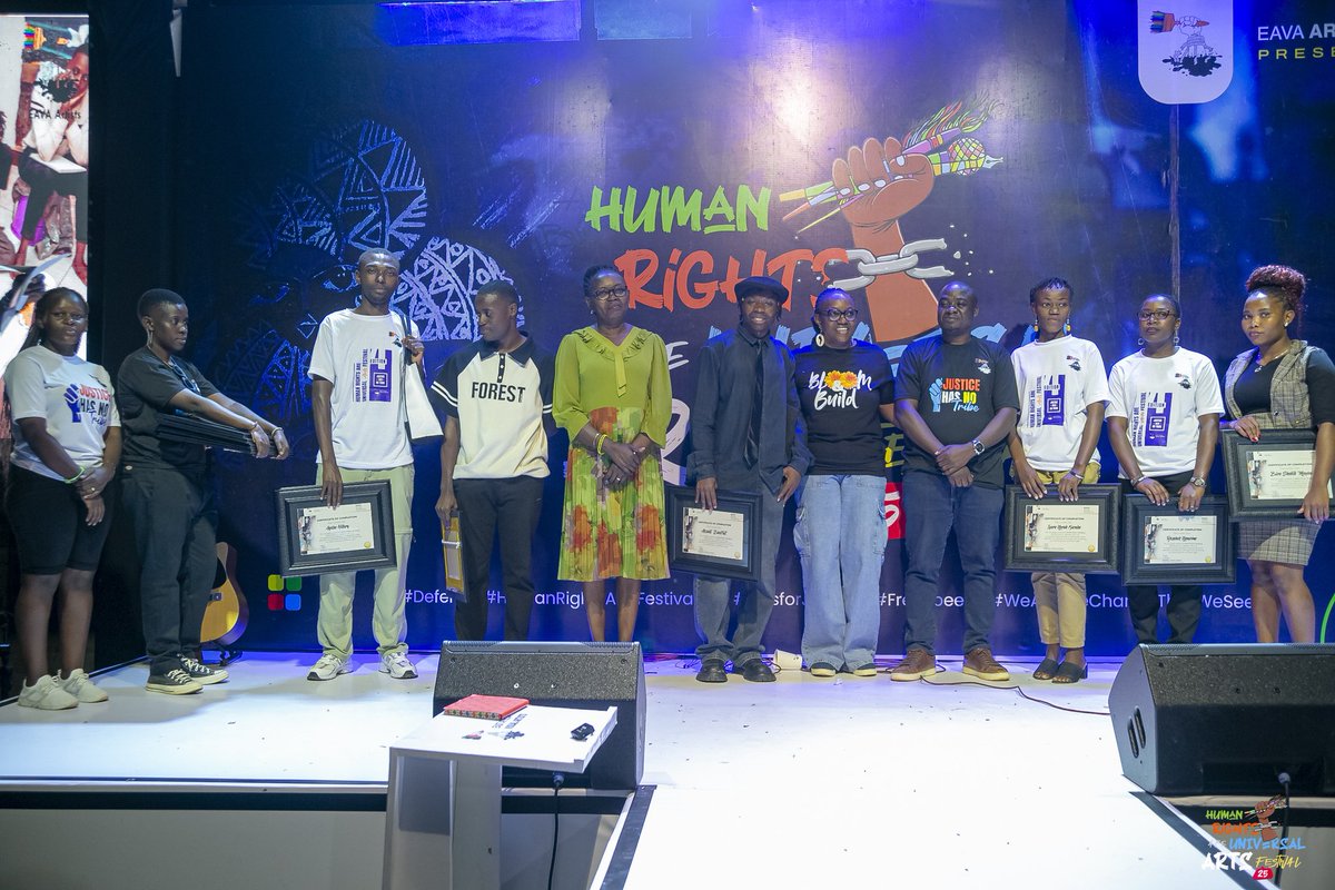 HumanRightsArts's tweet image. Today we celebrated impact, mentorship, and creative growth.
Certificates were awarded to six incredible residents and the mentors who guided them — proof that art and learning walk hand in hand. ✨
#ArtAndMentorship #HumanRightsAreUniversal #CreativeCommunity #FestivalHighlights