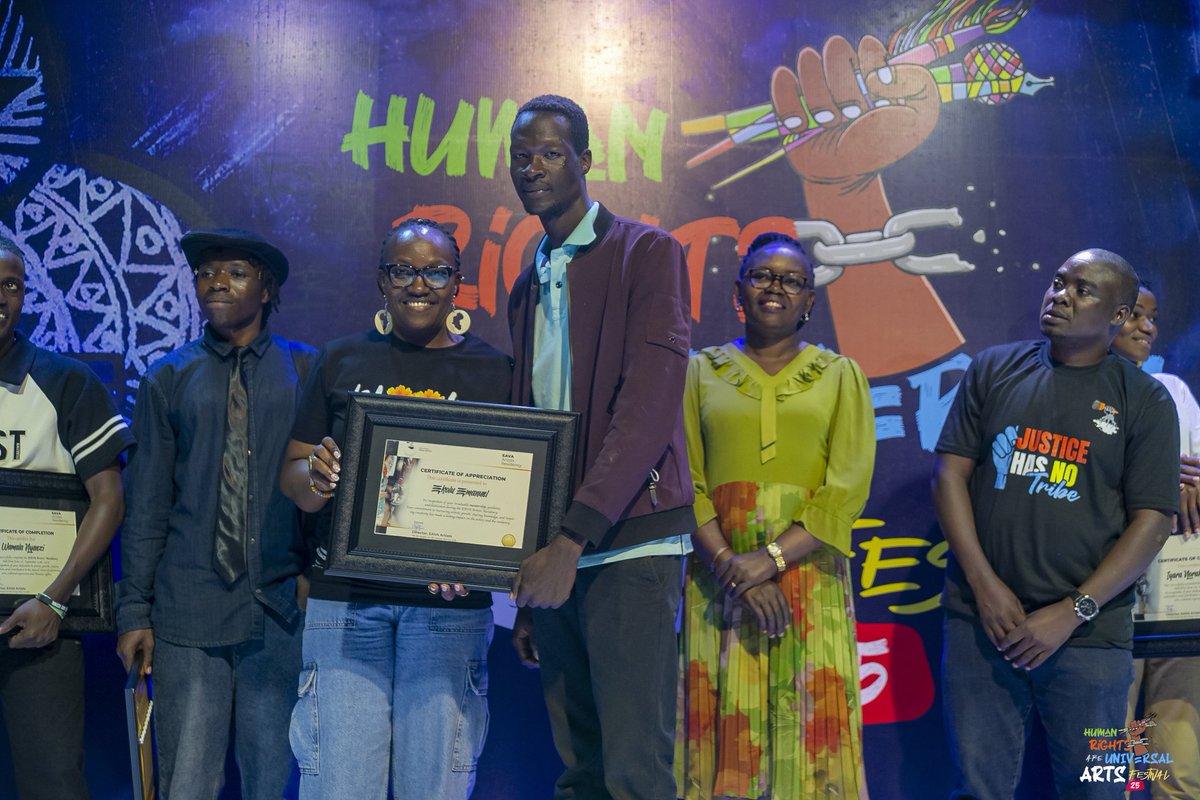 HumanRightsArts's tweet image. Today we celebrated impact, mentorship, and creative growth.
Certificates were awarded to six incredible residents and the mentors who guided them — proof that art and learning walk hand in hand. ✨
#ArtAndMentorship #HumanRightsAreUniversal #CreativeCommunity #FestivalHighlights