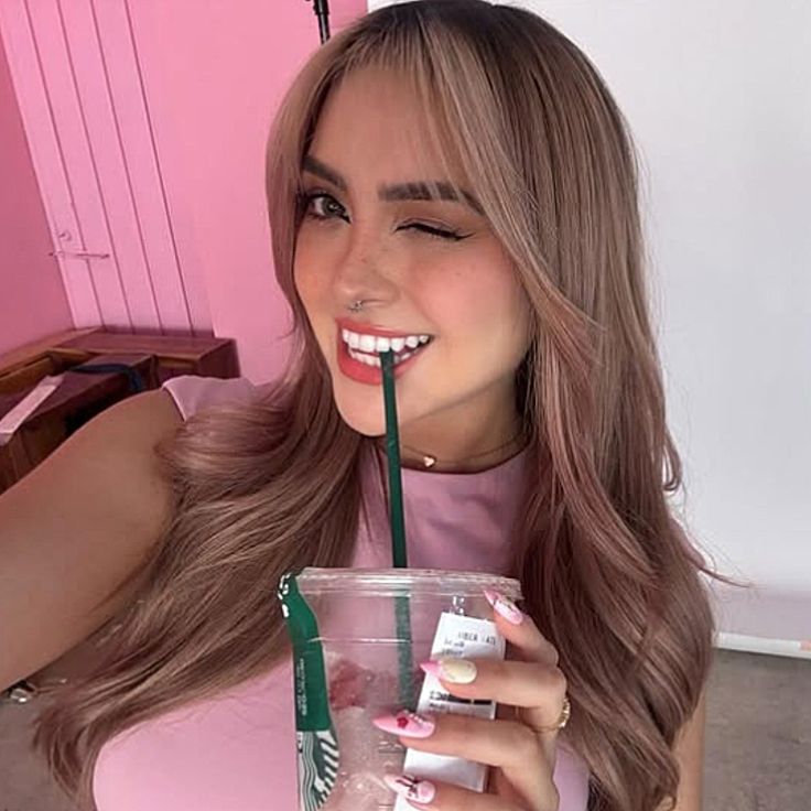 Ya he vuelto mis amores.. espero que pueda recuperar todo de aquí ❤️❤️