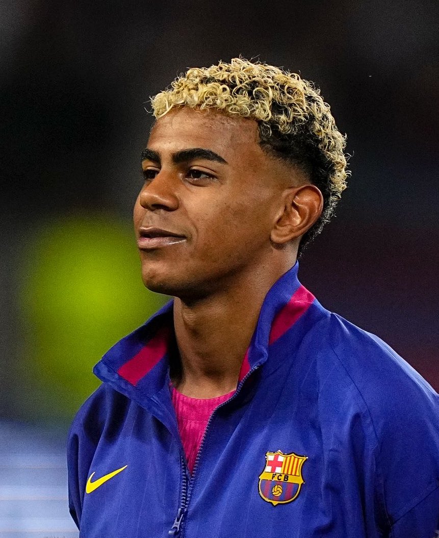 _BeFootball's tweet image. 🚨🚨💣 𝗕𝗥𝗘𝗔𝗞𝗜𝗡𝗚 ! 𝗟𝗘𝗦 𝗣𝗥𝗢𝗣𝗥𝗜𝗘́𝗧𝗔𝗜𝗥𝗘𝗦 𝗗𝗨 𝗣𝗦𝗚 𝗩𝗘𝗨𝗟𝗘𝗡𝗧 𝗟𝗔𝗠𝗜𝗡𝗘 𝗬𝗔𝗠𝗔𝗟 🇪🇸 𝗣𝗘𝗨 𝗜𝗠𝗣𝗢𝗥𝗧𝗘 𝗟𝗘 𝗣𝗥𝗜𝗫 ! 🤯🤯❤️💙

À Doha, on estime que le club de la capitale aura besoin du 𝗣𝗥𝗢𝗗𝗜𝗚𝗘 à un moment où un autre. 🥵

Jorge Mendes,…