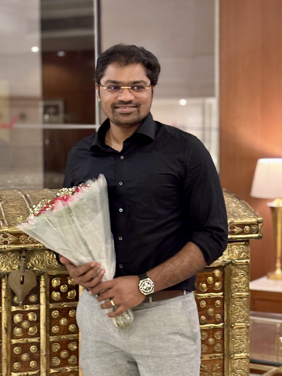 இருக்குற face ah வெச்சு adjust பண்ற க்ரூப்