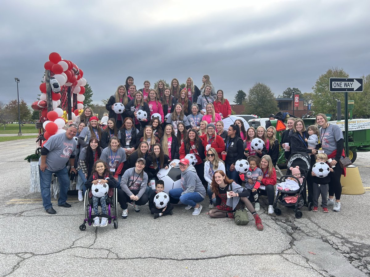 edinborosoccer's tweet photo. Amazing Homecoming weekend celebrating with alumni! 30 years 1 family! https://t.co/RaxNNaLQmI