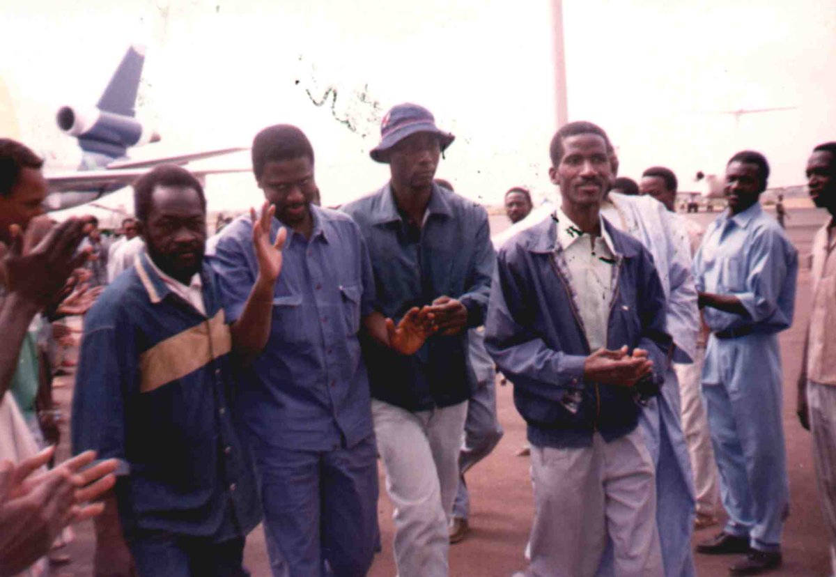 Amidou Diabaté : un homme intègre, courageux, patriote, compétent et désintéressé

Les témoignages recueillis depuis le décès de Maître Amidou Diabaté soulignent de façon unanime ces qualités essentielles. 
Que puis-je dire de plus ?

Mais qui comprendrait que je ne dise rien