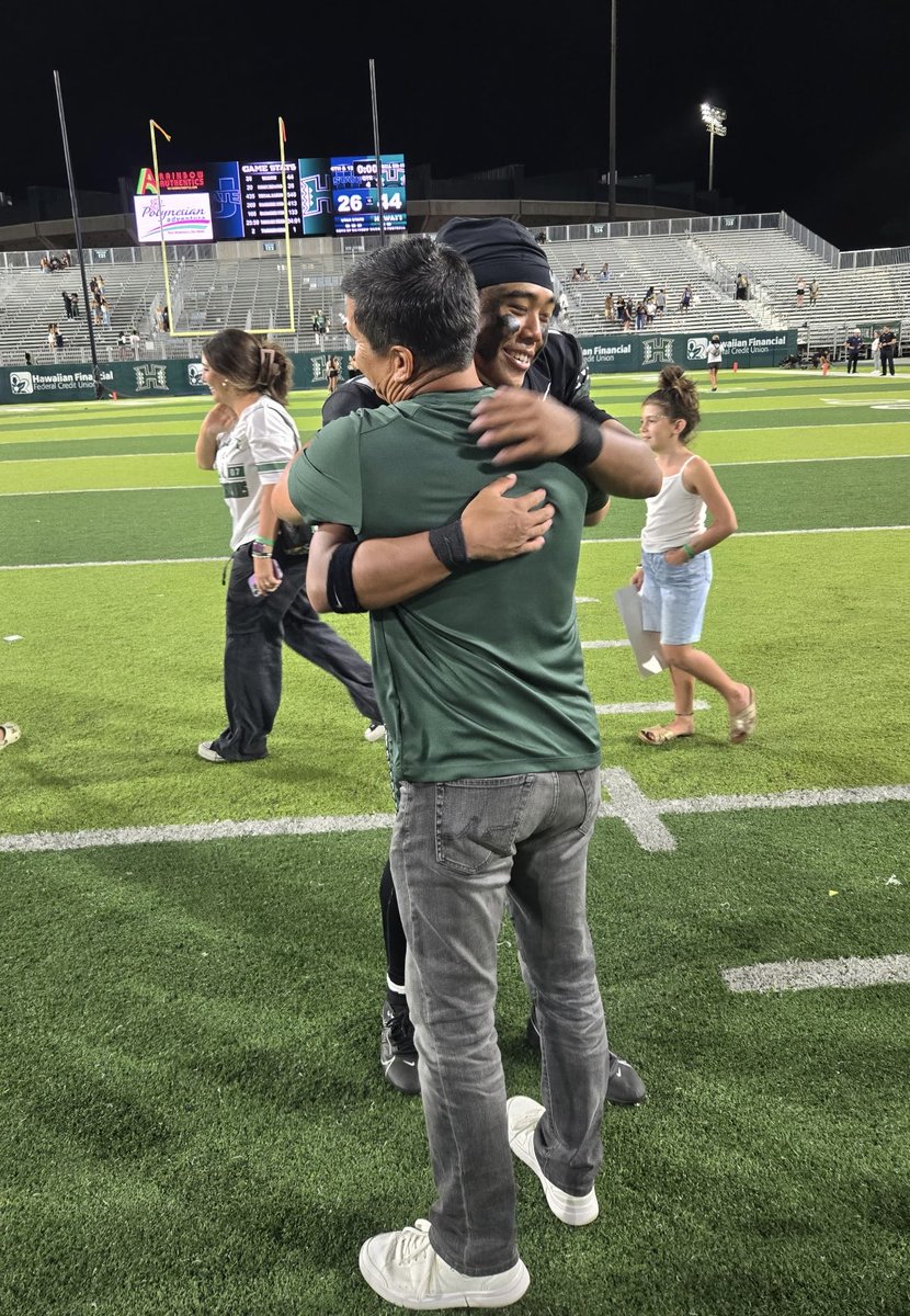 SUPERIOR victory for Hawai’i Football last night!!!!!!  I am super happy for Coach Timmy, Micah, and the ENTIRE Hawai’i Football team!!!!!!!!!!! #HawaiiFootball #Mindset #SUPERIOR