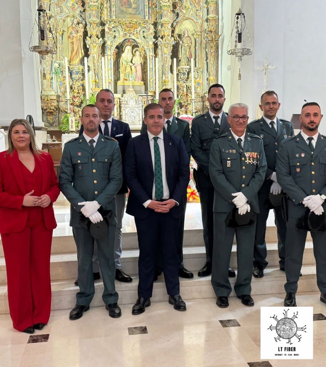 Un orgullo compartir con la Guardia Civil la celebración de su patrona.

Gracias por vuestro trabajo diario, por velar por nuestra seguridad y por ser un ejemplo de entrega y servicio.

¡Felicidades a los guardias civiles y a quienes hoy celebran el Día del Pilar!