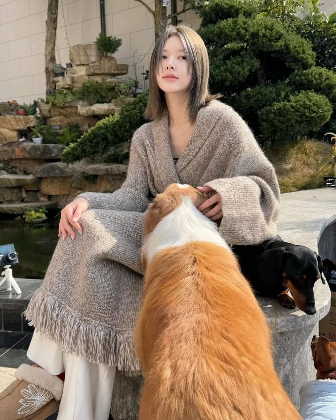 techjunkiejh's tweet image. Zhao Lusi leads Chinese female celebrities in commercial value - VnExpress International buff.ly/XGBFWyy  #Asia #Entertainment #Celebrities #SocialMedia #China  #Cdrama   #Influencers  #ZhaoLusi #Economics #EmergingMarkets #investing