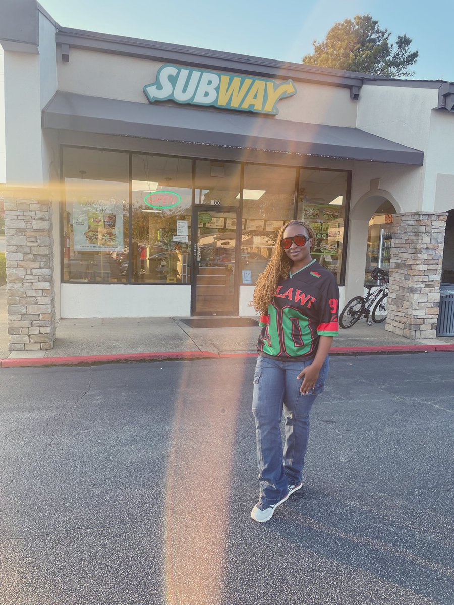 Joey____K's tweet image. Been craving subway for years.. pregnancy cravings have come and gone 👏🏾😂