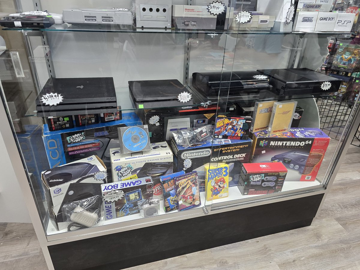 AllCsColorado's tweet photo. GAMING CASE REVAMPED!!

SOUTH STORE

RETRO TO MODERN! https://t.co/ZQ7SYywwbB