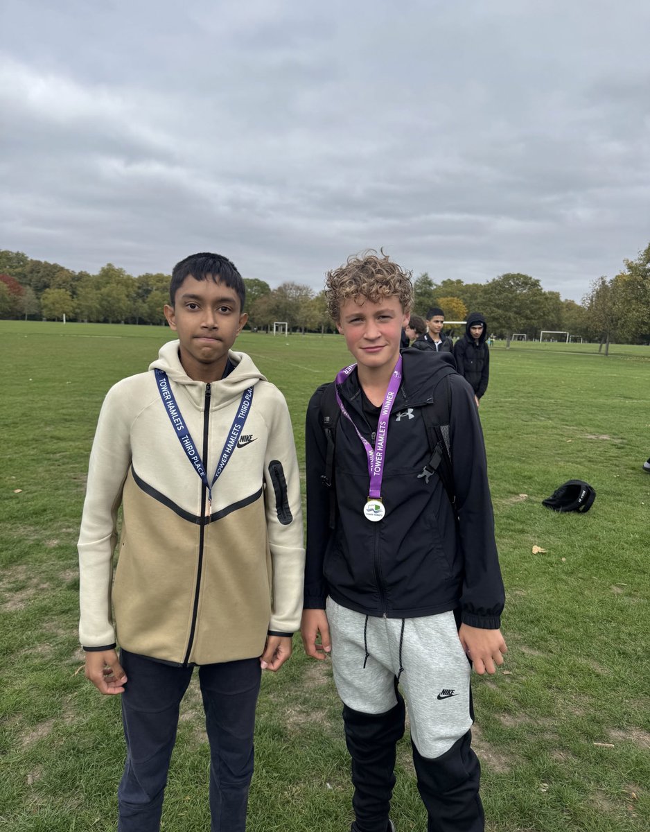 WappingHigh tweet media