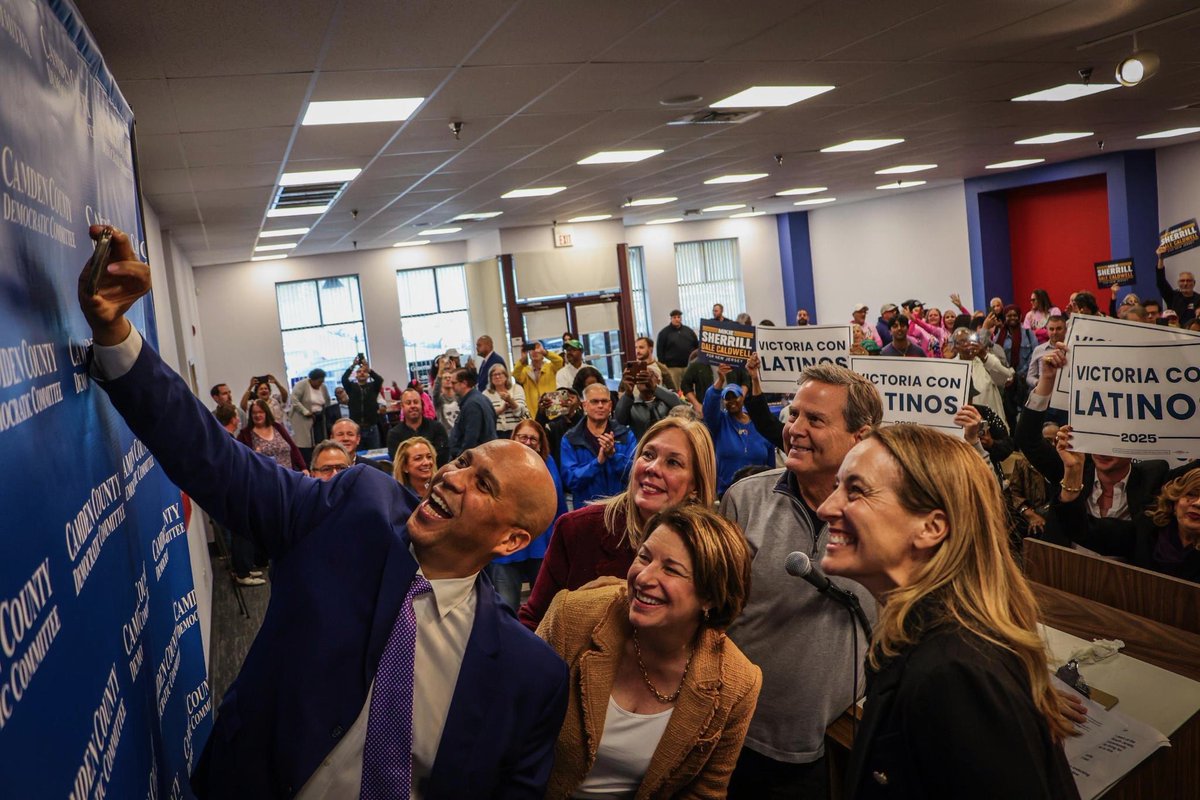 amyklobuchar's tweet image. They’re all in for @MikieSherrill for Governor in New Jersey! Big crowds in South Jersey!! With @CoryBooker and @DonNorcross4NJ in Camden &amp;amp; with Mikie and Ironworker leader @SteveSweeney_NJ and a whole lot of people in Gloucester County!