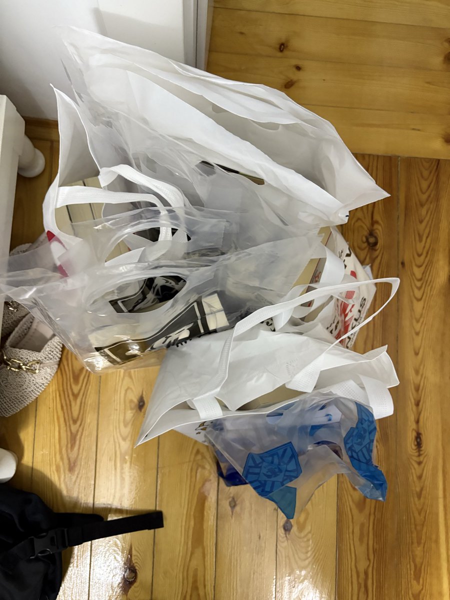 Bir haltlar yedim (altın fonu bozduruldu) 🙂‍↕️