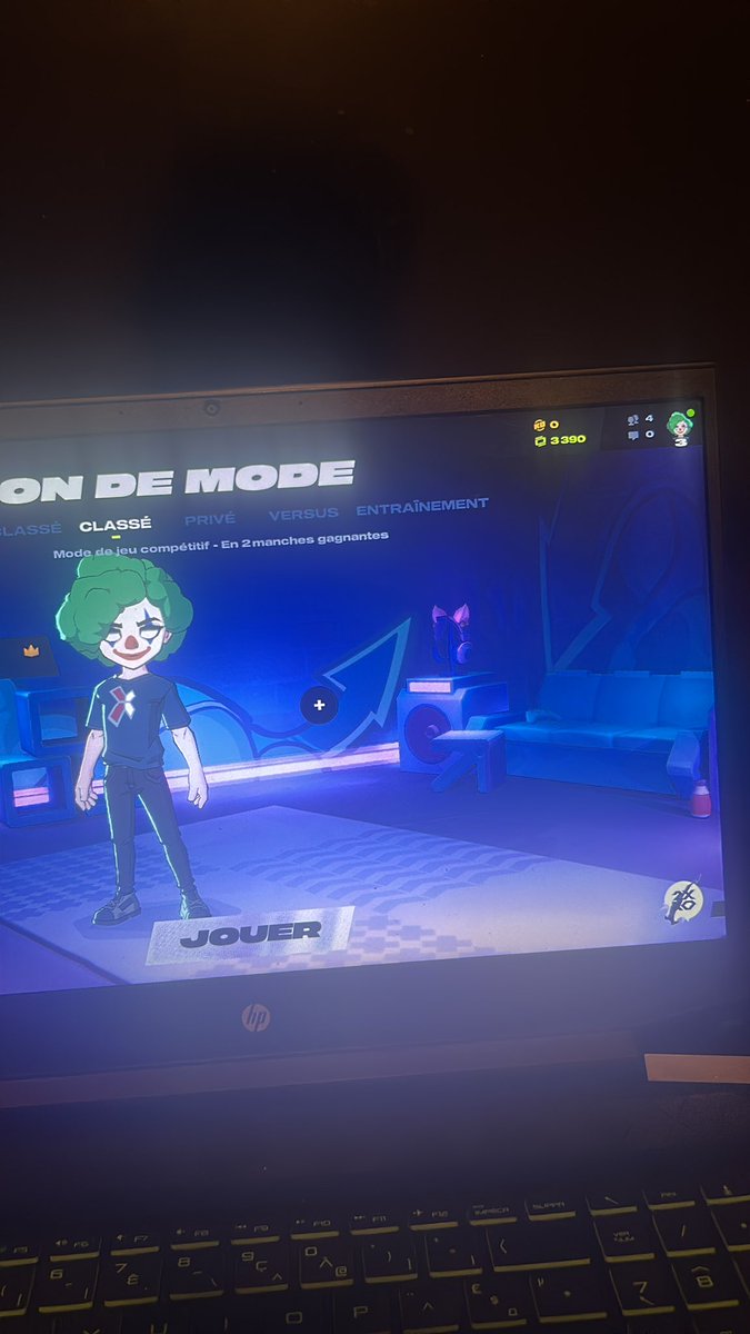 momoacr's tweet image. Niveau 3 et je joue en ranked #bug
