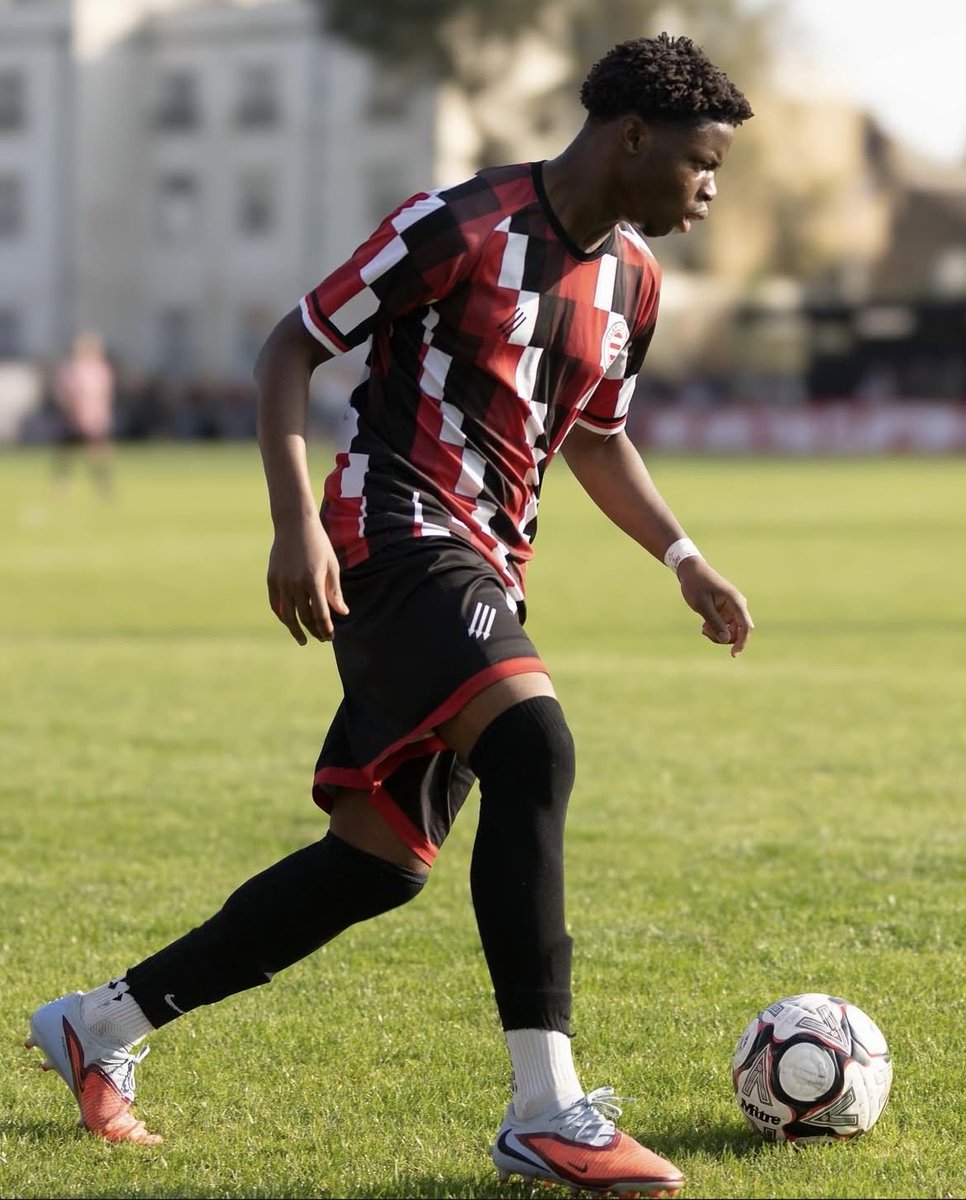 David Makisi (@david_makisi) on Twitter photo What a way to my home debut with the 3 points and a massive crowd behinds. What a day for it. We go again on Tuesday
Glory to God What a way to my home debut with the 3 points and a massive crowd behinds. What a day for it. We go again on Tuesday
Glory to God
