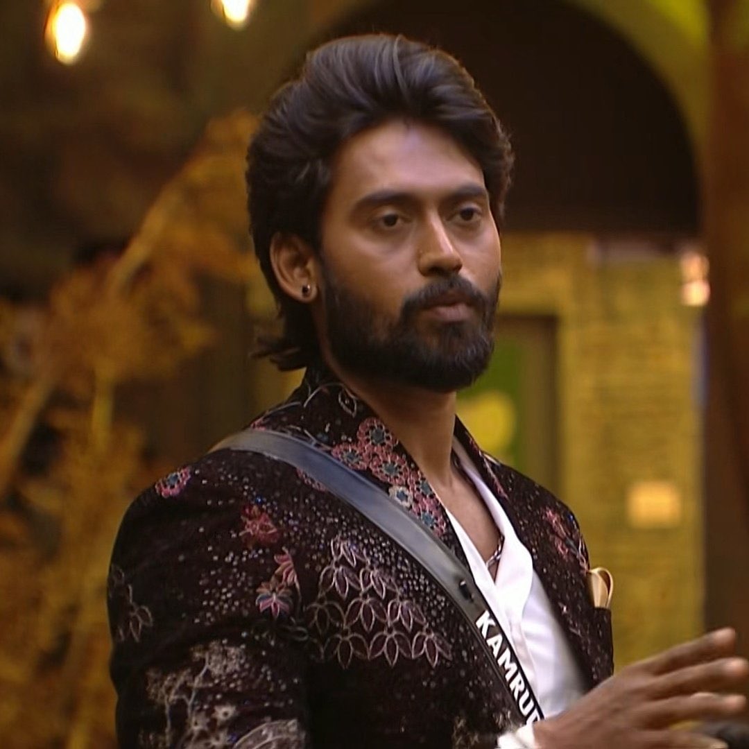 Whom do you hate most?

#VJParvathy :- Like ♥️
#Kamrudin :- Retweet 🔁

#BiggBossTamil9 #BiggBoss9Tamil #BiggBossTamil