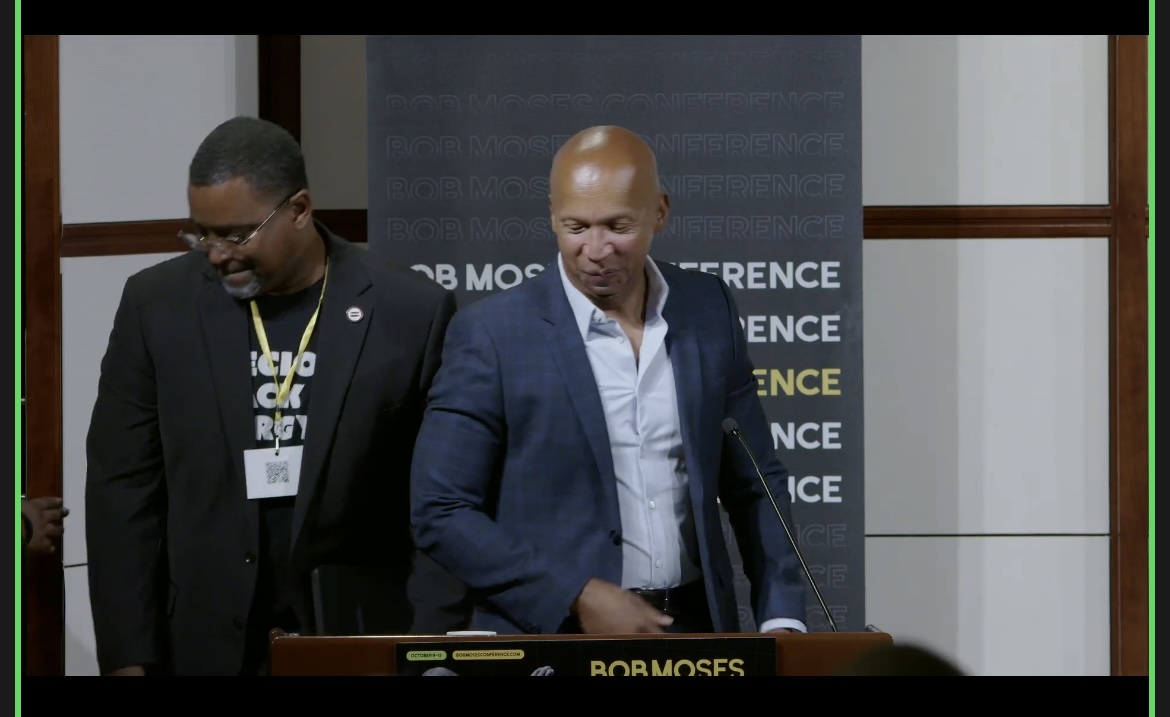 AyizeS's tweet image. Ready! So the #KeyNote by #BryanStevson is kicking off now! He said he’s talking about some of the principles that motivate Bob Moses during the #BobMosesConf25! #Proximity is the 1st point!
@TuesWithDrTraci @dijoni @kinspire2 @reevesalfred @wrightlaw1977 @Fahima90 @aoc
