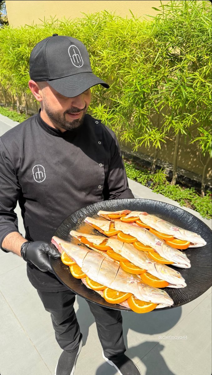 fxaalexg's tweet image. Self catched and served
Dubai Palm life🤞 

#SETANDFORGET