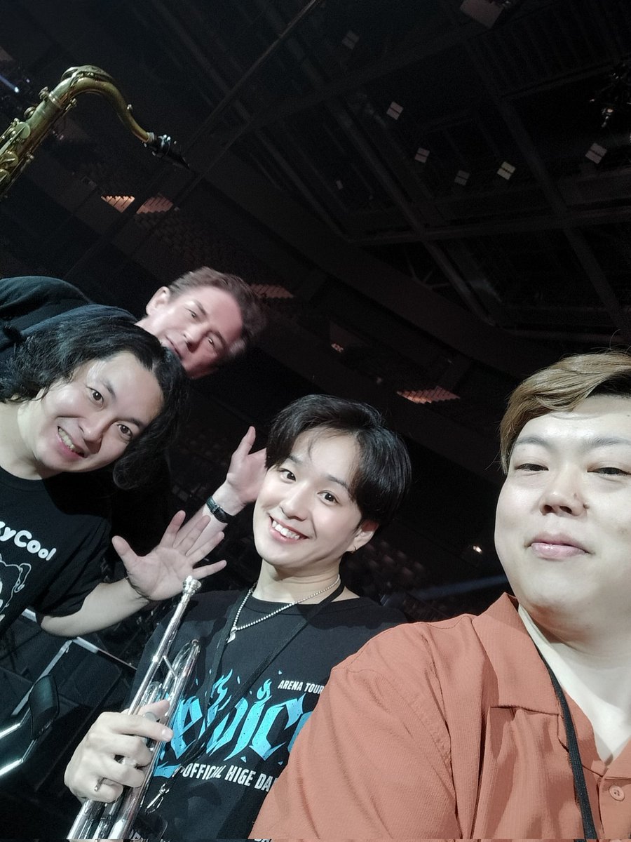 toshibones's tweet image. #髭男  #TOYOTAARENATOKYO 
こけら落とし公演らDay2 ！
ありがとうございました！🔥
達成感と名残惜しさがすんごいよ！
1音1音大切に、熱を込めて演奏しました！
サイド席とバック席がすごく近くてそっちばっか向いちゃった😘
みんな絡んでくれてありがとう🫂
また逢う日までみんな元気で！