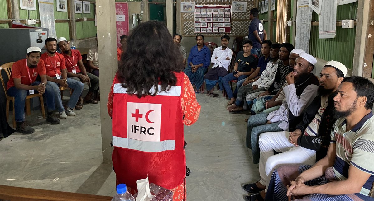 arafin_karim's tweet image. Proactive engagement of @BDRCS1 #CPP since 2018 in #Coxsbazar #campsettlement🇧🇩 directed collective engagement to develop #refugee volunteers&apos; network who are leading #preparedness #anticipatoryaction &amp;amp; timely #response to #multidimensional crisis. 
#ResiliencePays
#DRRday
@ifrc