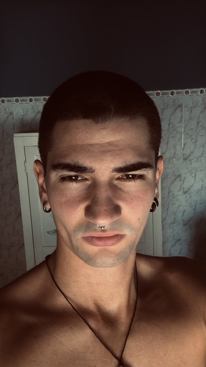 faccia stanca