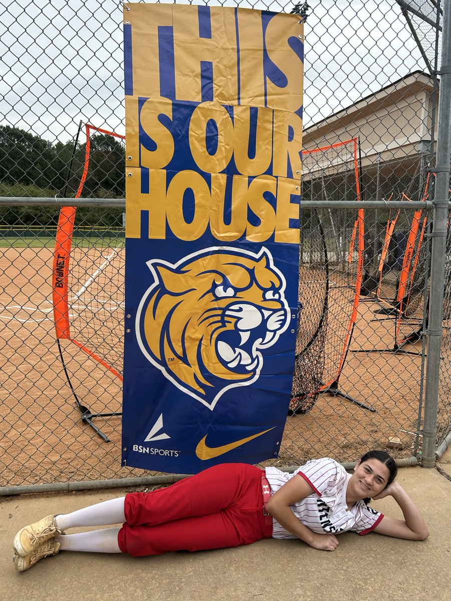 RosaliaG2028's tweet image. I had an incredible experience @JWUCSoftball Camp this weekend!
Thank you @CoachCourtOrr and coaching staff for pushing me to grow and helping me improve with every rep. I learned so much. Can’t wait for the next opportunity to attend! #Grateful #SoftballCamp #AlwaysImproving
