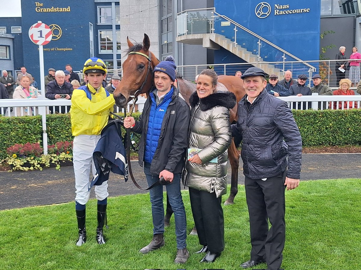 Irishracing.com Live (@irishracing365) on Twitter photo Chicago Pope & <a href="/BenCoen2/">Ben Coen</a> after winning <a href="/NaasRacecourse/">Naas Racecourse</a> <a href="/JohnnyMurtagh/">Johnny Murtagh</a> Chicago Pope & <a href="/BenCoen2/">Ben Coen</a> after winning <a href="/NaasRacecourse/">Naas Racecourse</a> <a href="/JohnnyMurtagh/">Johnny Murtagh</a>