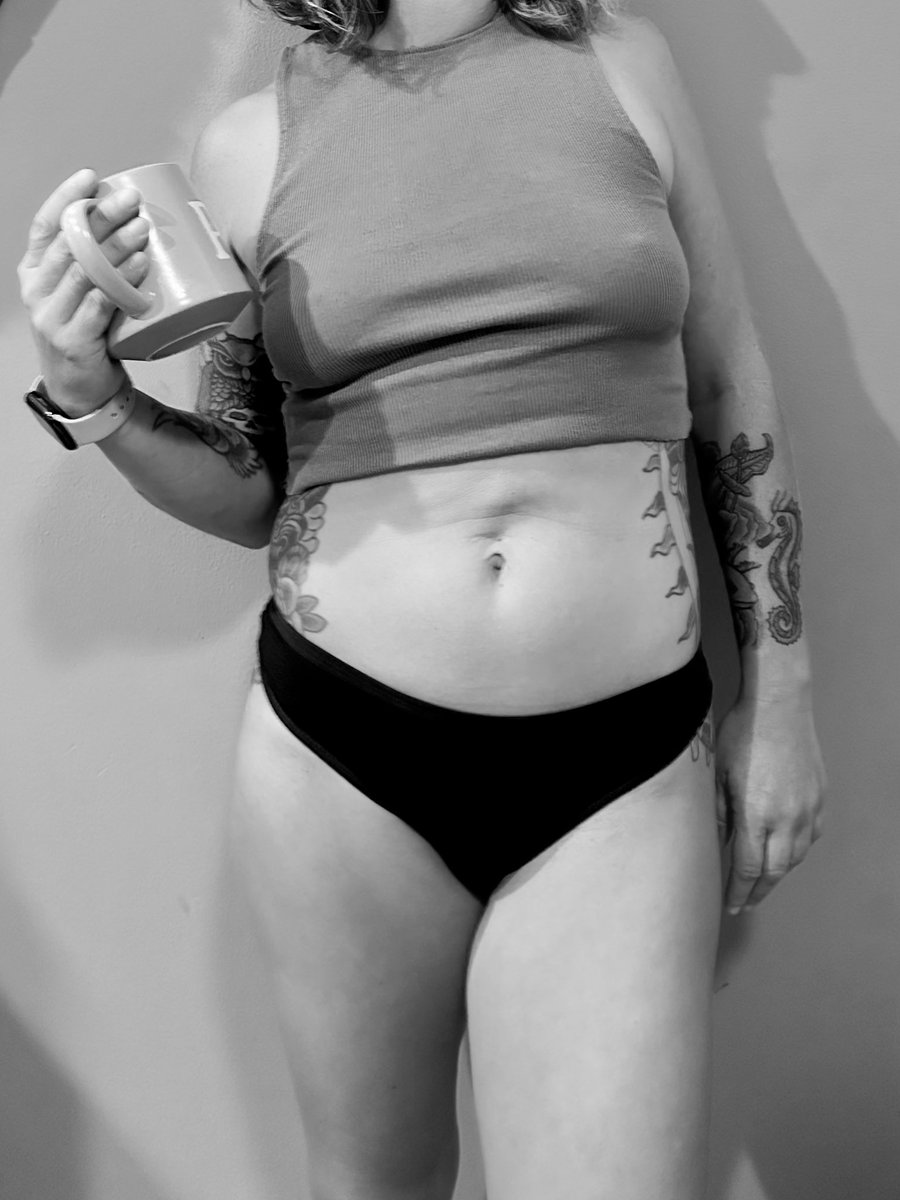 TEESnTATS's tweet photo. Easy Like Sunday Morning. ๐
#sunday #coffee #goingslow #onlyfans https://t.co/6yg9AO8Nu5