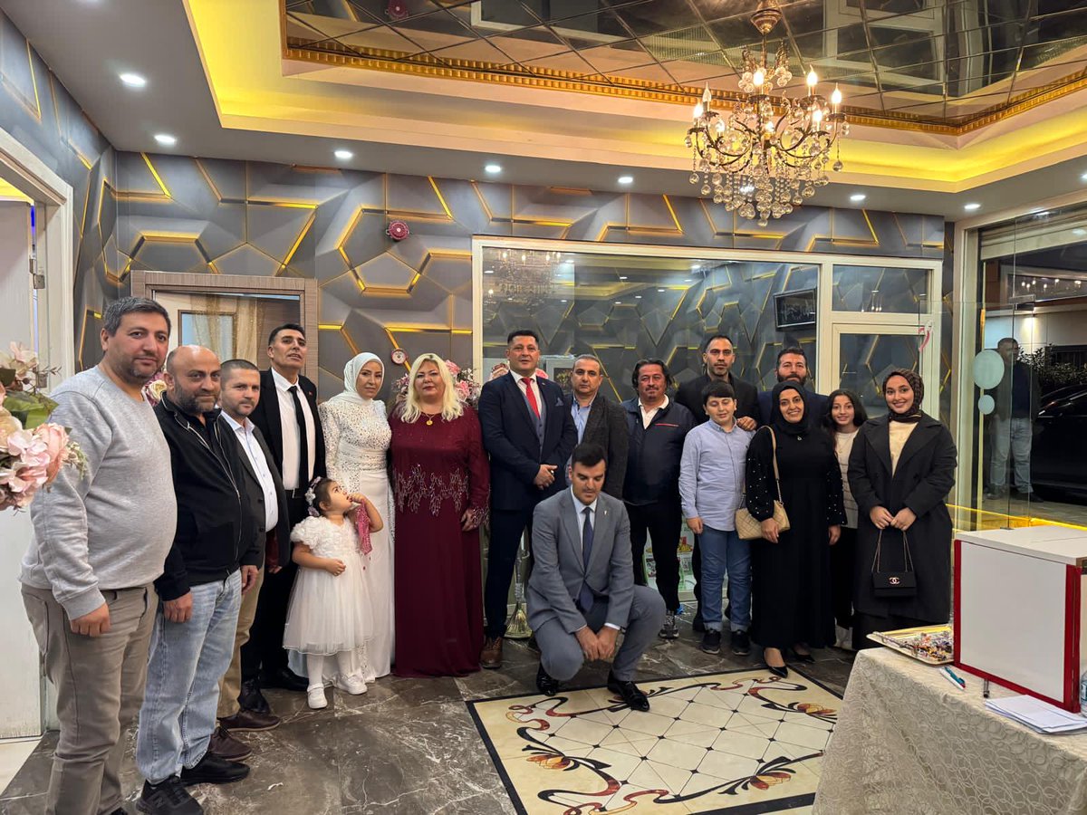 Kıymetli Kirvem <a href="/bytlhkskn/">Beytullah Keskin 76</a> Ve Bizi Bu Mutlu Günümüzde Yalnız Bırakmayan Eş Dost Akraba ve Kıymetli Ailemiz (Biz Büyük Bir Aileyiz) Teşekkürler  <a href="/xSerkanBakir/">Serkan BAKIR</a> <a href="/SaniyeToksoz/">Saniye Türkay TOKSÖZ</a> <a href="/MustafaCavu3/">Mustafa Çavuş</a> <a href="/Hasanfabbas2/">Hasan f abbas</a> <a href="/ademturgutt51/">Adem Turgut</a> <a href="/ErkanFerkan76/">Fatih Erkan</a>  <a href="/RKokez/">Ramazan Kökez</a> Birlikten Kuvvet Doğar.  Ahde Vefa