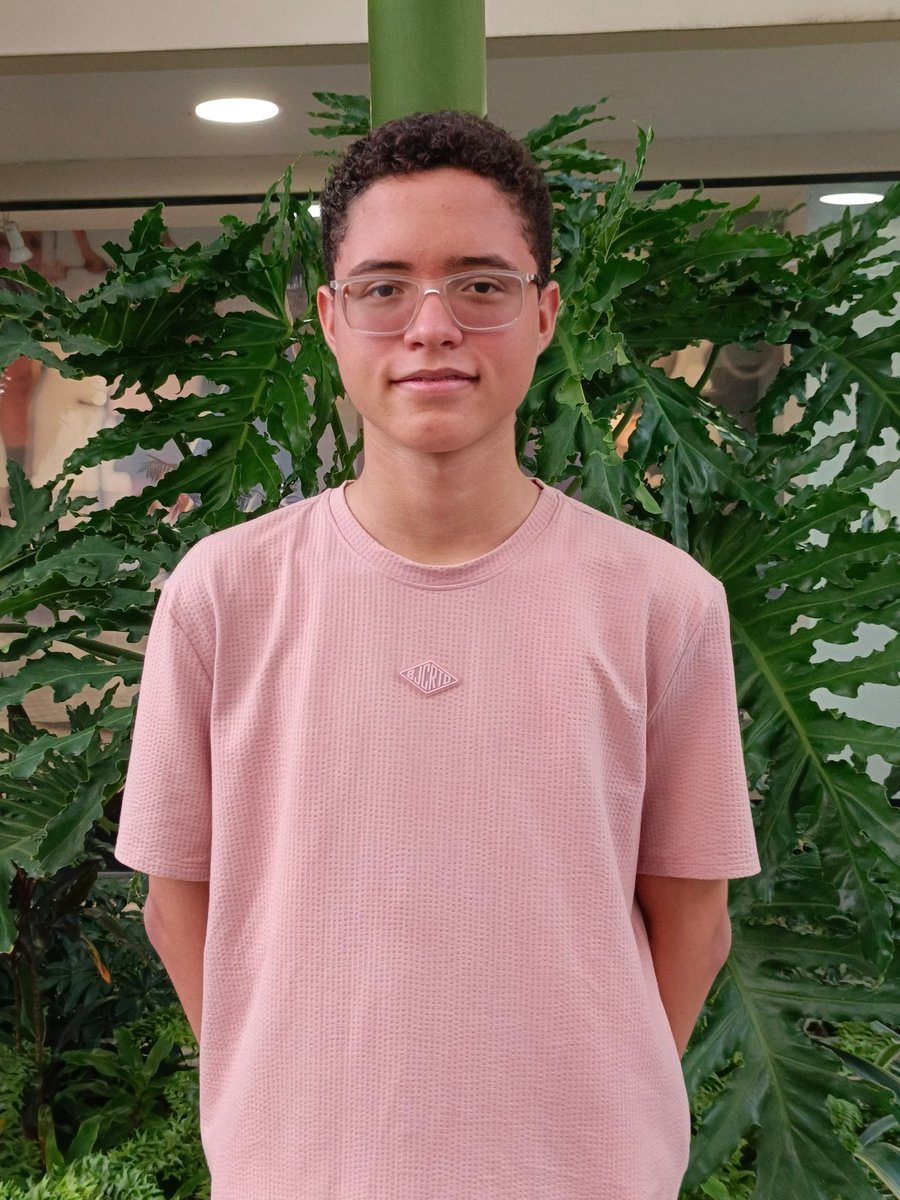 kerguelenhugo's tweet image. ¡Un orgullo que emociona!

Jorge Samuel Movilla Vásquez, estudiante de la IE Cecilia de Lleras, obtuvo 423 puntos en las Pruebas Saber 11. 

Su excelencia es constante: durante todo el año participó en los simulacros de las Pruebas Saber 11 que promovimos desde la Alcaldía, y…