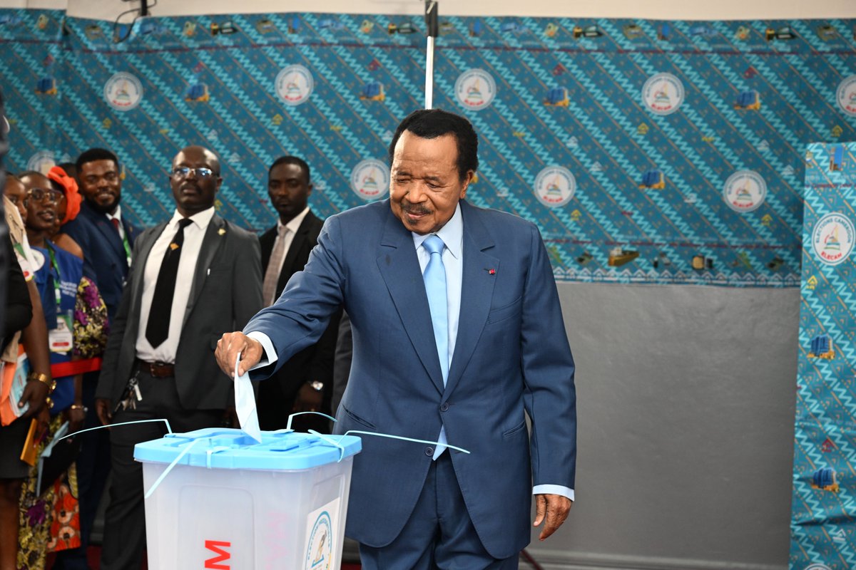 President Paul BIYA tweet media