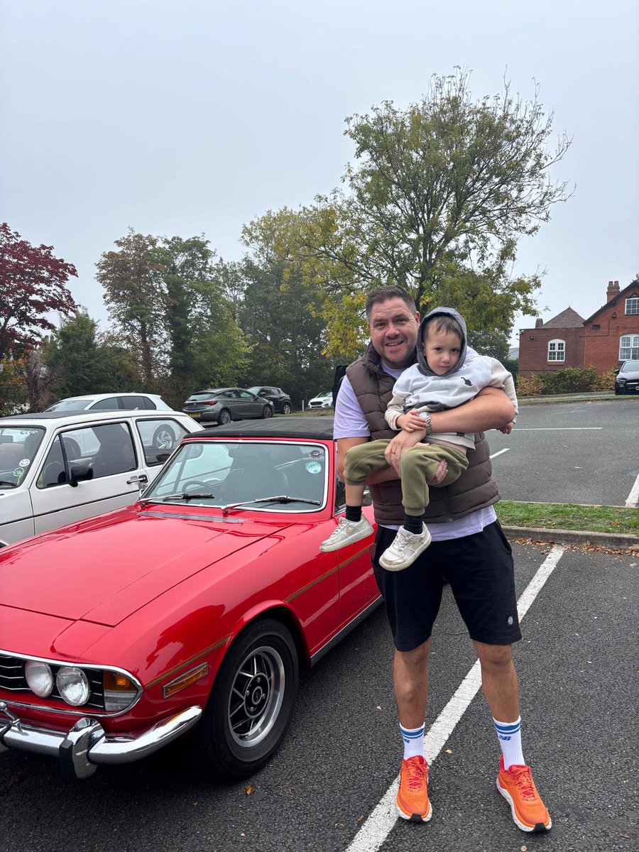 Lord Jason Guy 🐺 tweet media