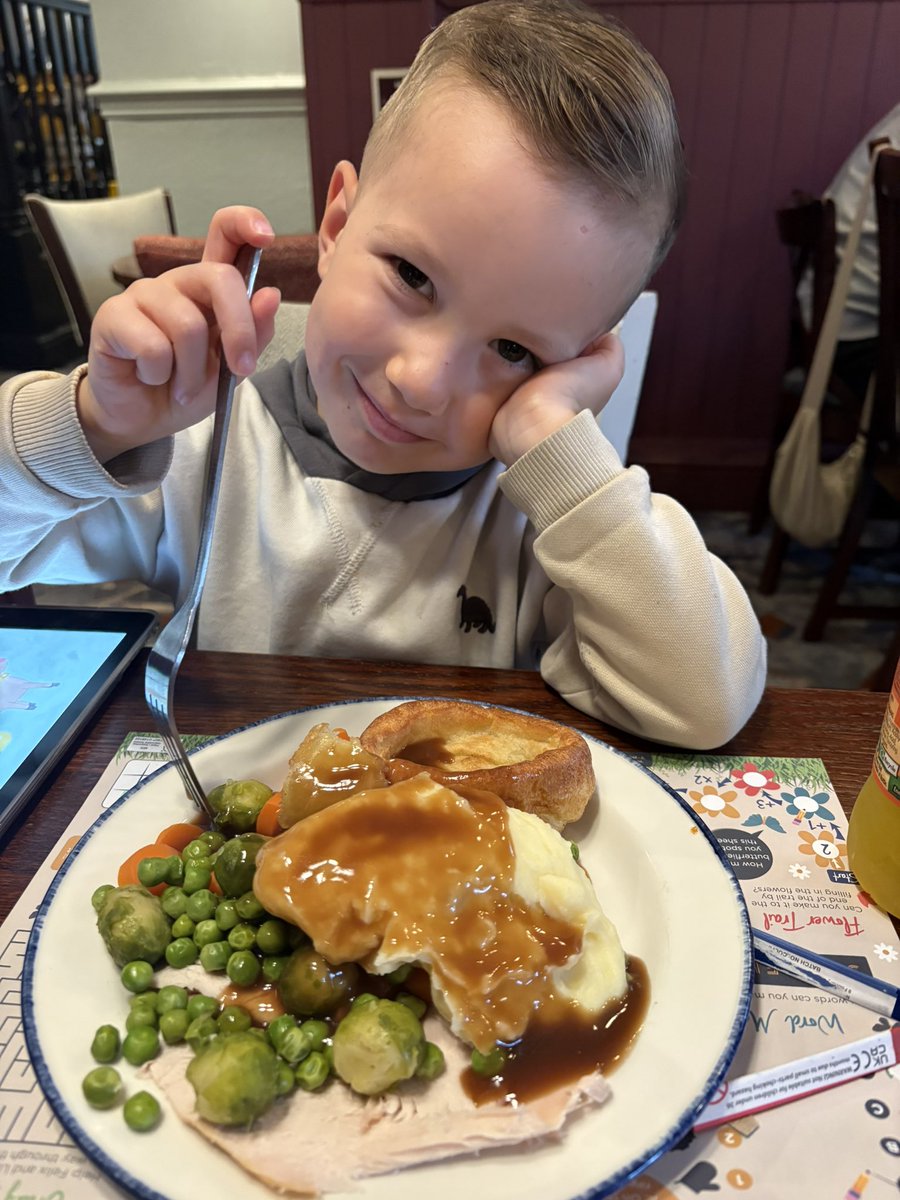 Lord Jason Guy 🐺 tweet media