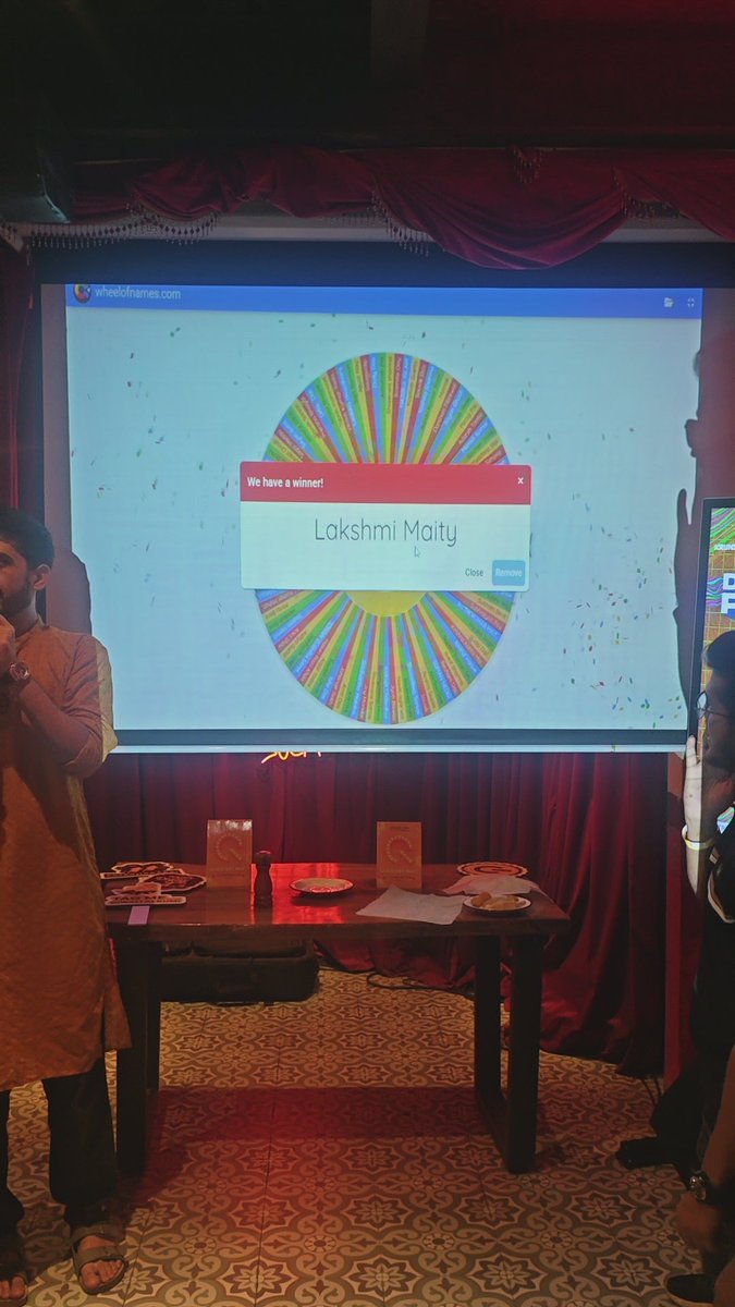TechSAM009's tweet image. Lucky Draw Time🤑#QuestersMeet
#FestiveEdition✨
#Kolkata
#iQOO
@IqooInd 
@nipunmarya 
@parakram_h