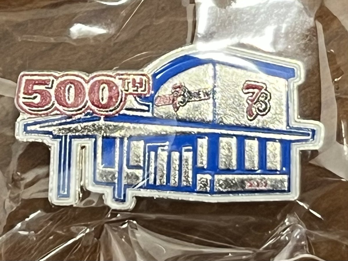 Cold weather, hot drink, cool pin. 😁

Don’t forget, 500th Stand Opening pin day is today <a href="/7BrewCoffee/">7 Brew Coffee</a>!
While supplies last. The pin, not the coffee. Well I guess they technically could run out of coffee too. 🤷‍♂️