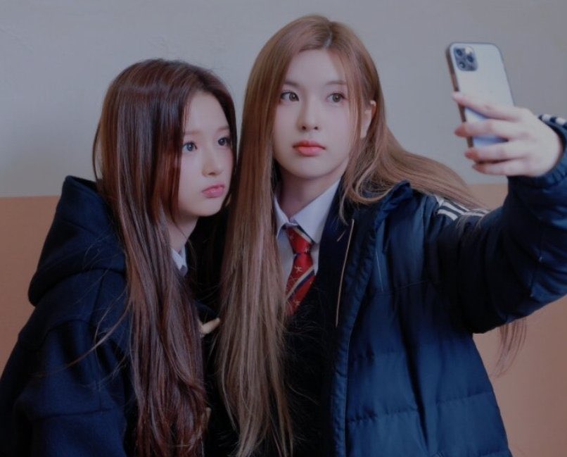 엔 tweet media