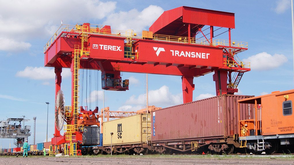Transnet Accused of Firing Whistleblower Over R442m Leak

Transnet is facing claims it dismissed whistleblower Humbulani Dzhivhuho after he exposed a R442 million intellectual property leak involving anti-theft technology allegedly shared with Fidelity Security Services.