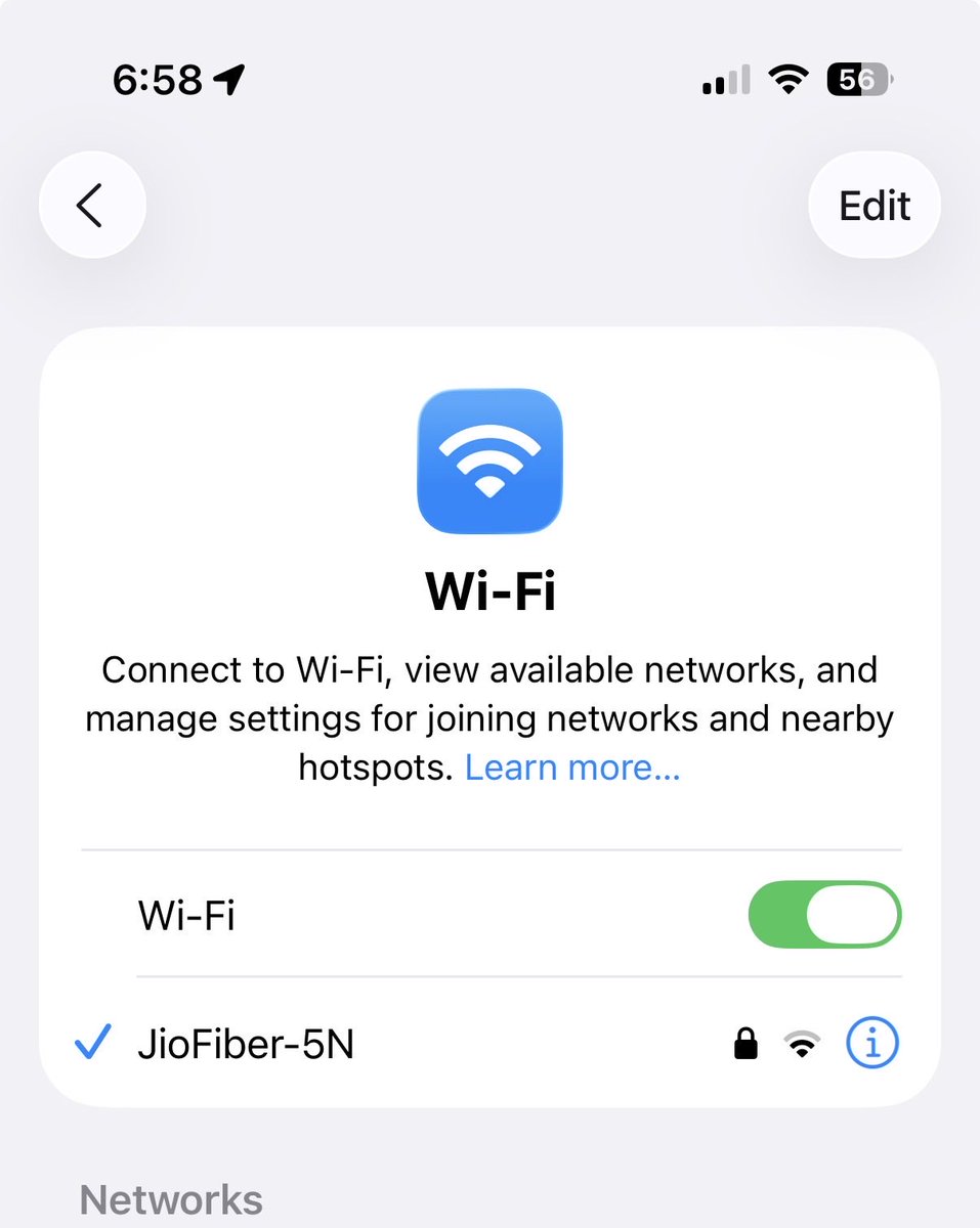 lck600's tweet photo. @JioCare Your Fiber connection shows only one Signal … no different https://t.co/S3B5r831uR