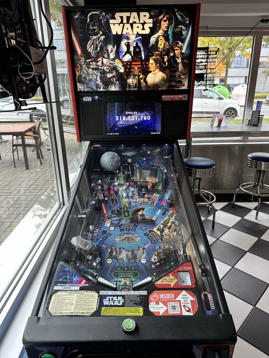 Ein #Flipper in freier Wildbahn? 😍 Klar, dass ich da mal einen Euro einwerfe. Hat Spaß gemacht!