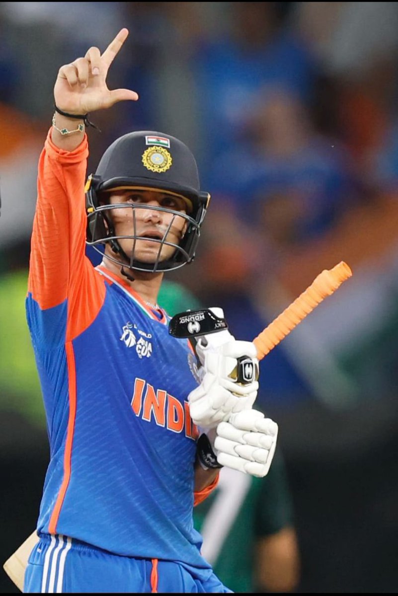 When Pakistani &amp; Bangladeshi mixed #BaseerAli FDs come together with 2rs PR to cross Indian pride #AbhishekBajaj &amp; Abhishek Sharma they forget one thing sons never beat the daddy.

Indian audience will always be their biggest nightmare

NEUTRALS FAV ABHISHEK

#BiggBoss19 #BB19