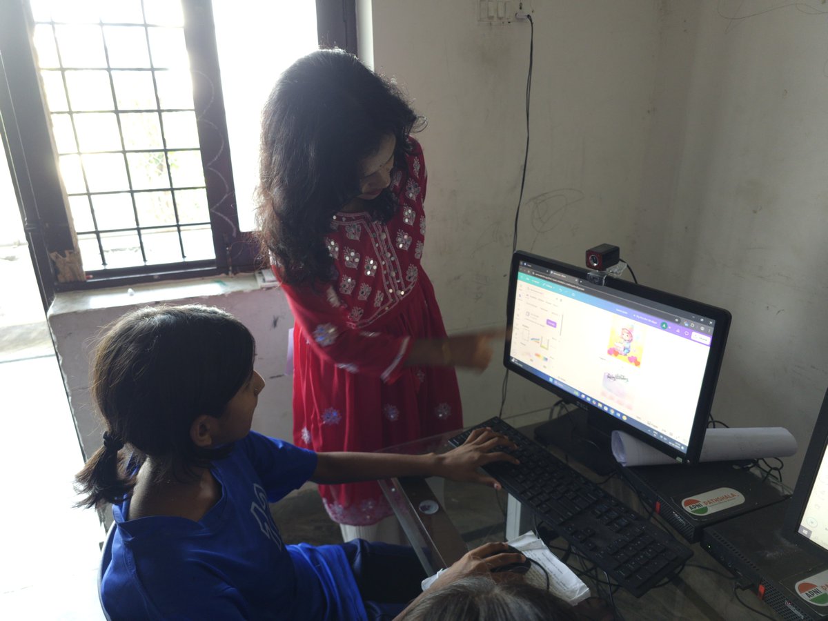 apnipathshala_'s tweet image. At the USR Indu Samiti POD, students are learning to use the internet safely, explore useful websites, and create digital content.
Hands-on learning is helping them become confident and digitally skilled.

visit: apnipathshala.org 
#ApniPathshala #DigitalLiteracy…