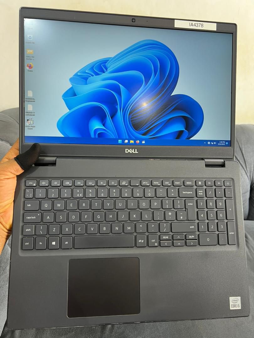 Val Gadgets tweet media