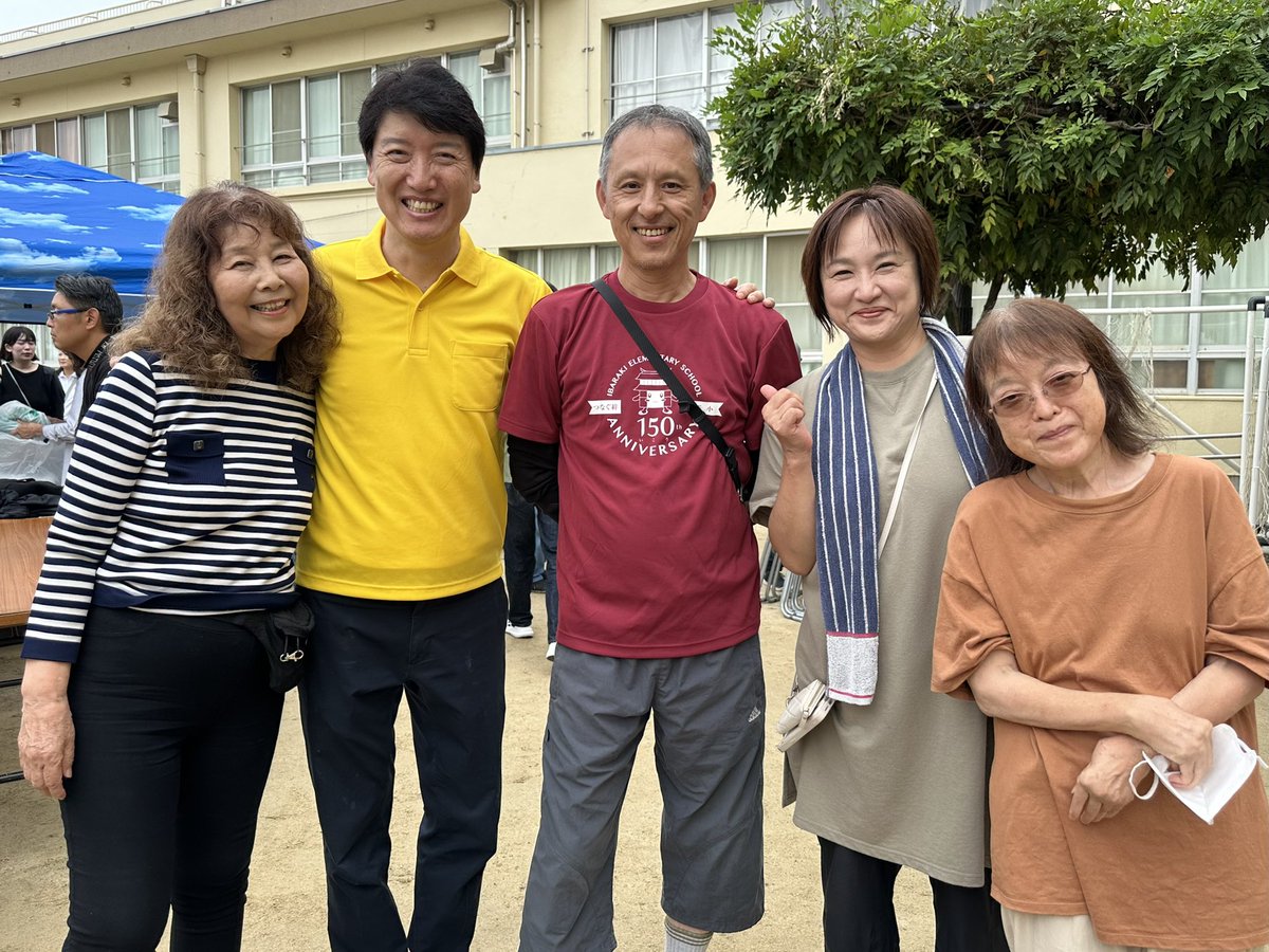 足立康史 tweet media