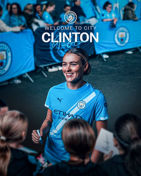 voice_mufc's tweet photo. “When a ‘swap’ feels more like a steal… United wins again 🤭😂🫡 #ClintonPark #WSL https://t.co/MaJvQ4LjqO