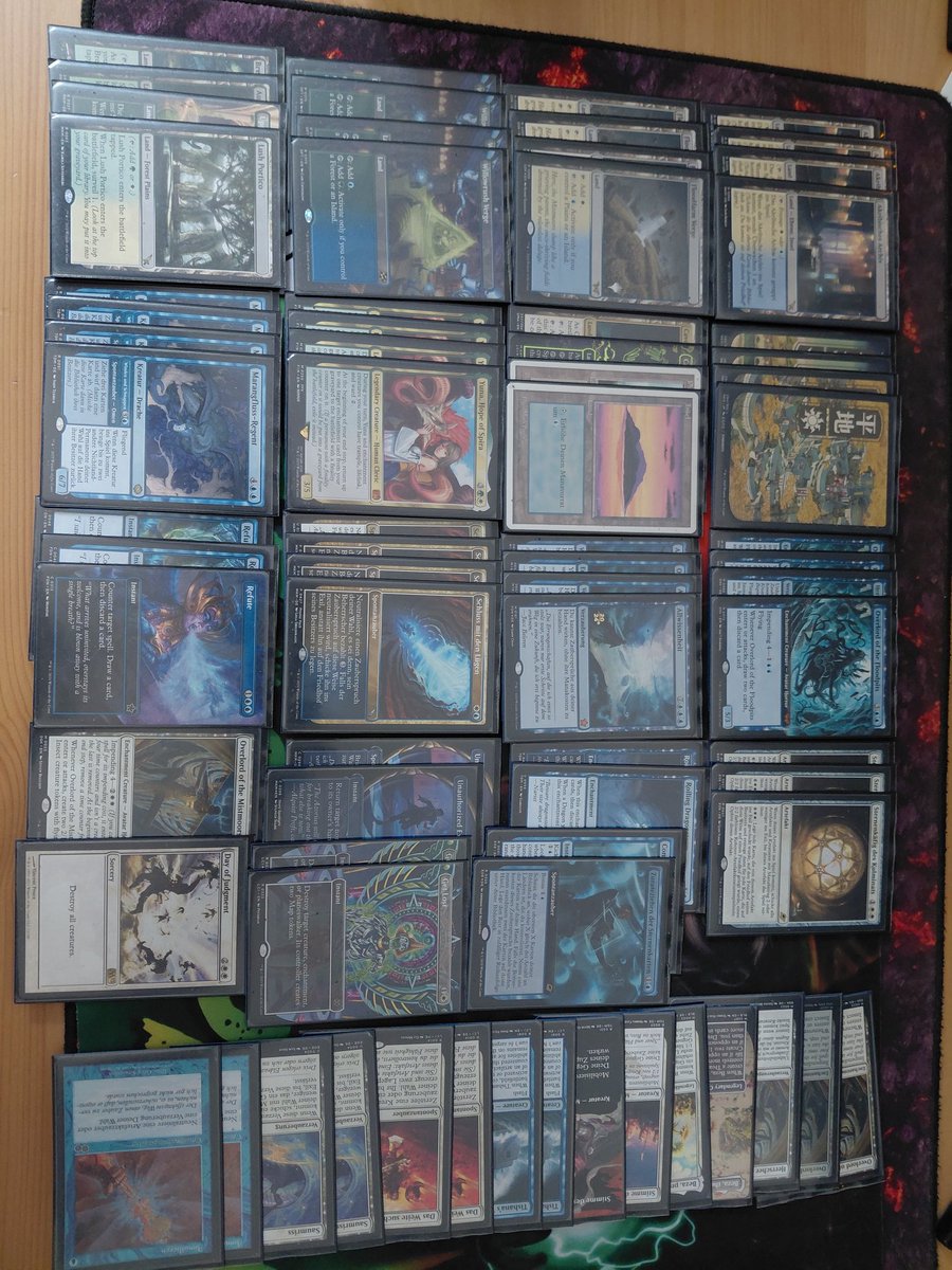 Top 8'ed the German National Championship this weekend with Yuna Omniscience. Lost in the quarter finals but it was a great run anyway✌️
Gz to my teammates <a href="/CarlMeinung/">Carl Meinung</a>  <a href="/MtgVinci/">DaVinciMtg 🔜 RC Antwerp</a> who made top 8 as well.
