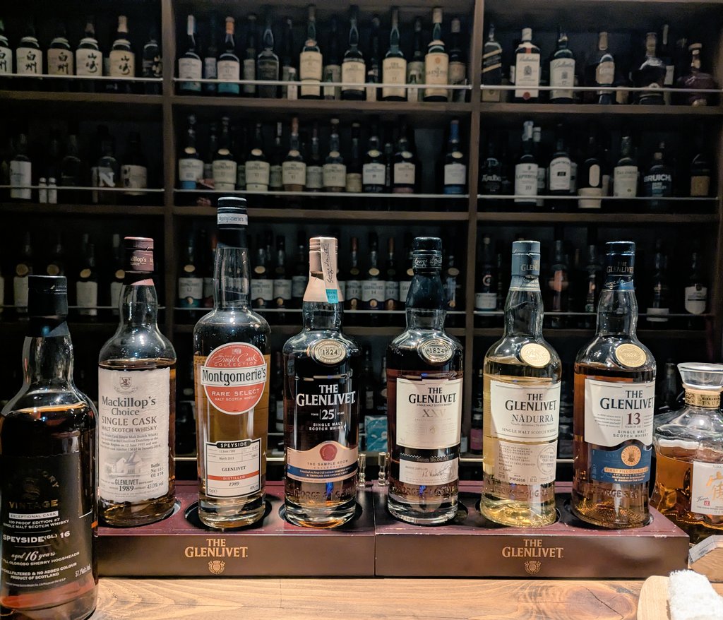 昨日はブルックラディ研究所からまつさんとアリカちゃんが遊びに来てくれました🥃

ウイスキーカクテルの試作やウイスキー×ウイスキーの掛け合わせ、フードペアリング、色んな実験をしてかなり楽しい時間になりました
ぜひまたお待ちしております♪

#ザグレンリベット