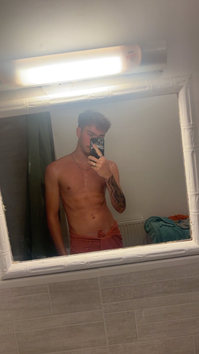 Tom9359's tweet photo. J’ai pas mal poster sur mym et only fan ! Je vous met les liens juste en dessous😋😋

https://t.co/Lf8nffzCNd

https://t.co/fSigCad9D4 https://t.co/p8NWs9TOds