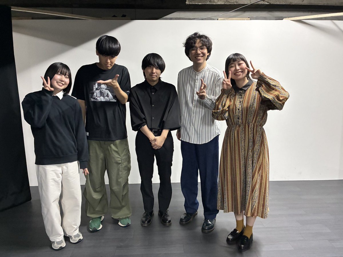 代理質問をし、紅茶を汲むなどをした１日。
かなり幸せでした。

けったいな幸せ！
みんな好き！