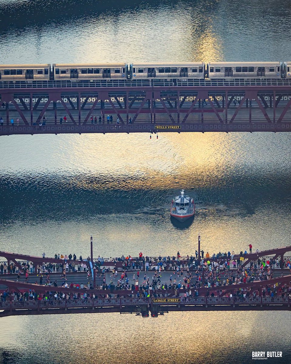 Bridge over Chicago Waters.   This morning during the Chicago Marathon.  #news #chicago