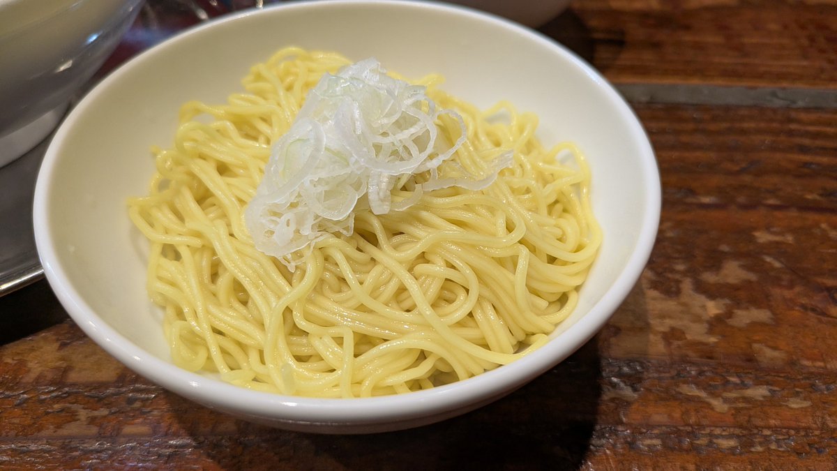 がんこ立川、本日も美味でした
三獣大盛り
悪魔肉W
味玉
バラチャーシュー
ネギご飯

あまりにも濃厚、しょっぱさがクセになる……
悪魔肉とネギご飯の組み合わせがあまりにも至高
#がんこ立川