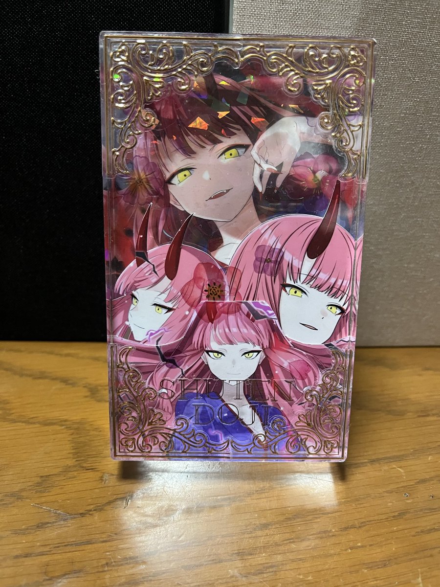 benbeRex's tweet image. #俺クロ
#推し活
俺クロの酒呑童子様のアクリルブロック作ってみました。
初めてのアクリルブロックでかなり下手っぴですが頑張りました。